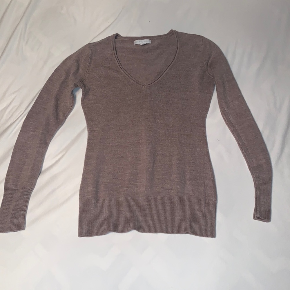 V neck sweater